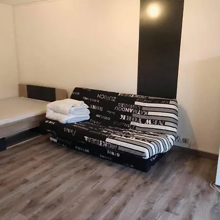 Beau Studio Apartment *